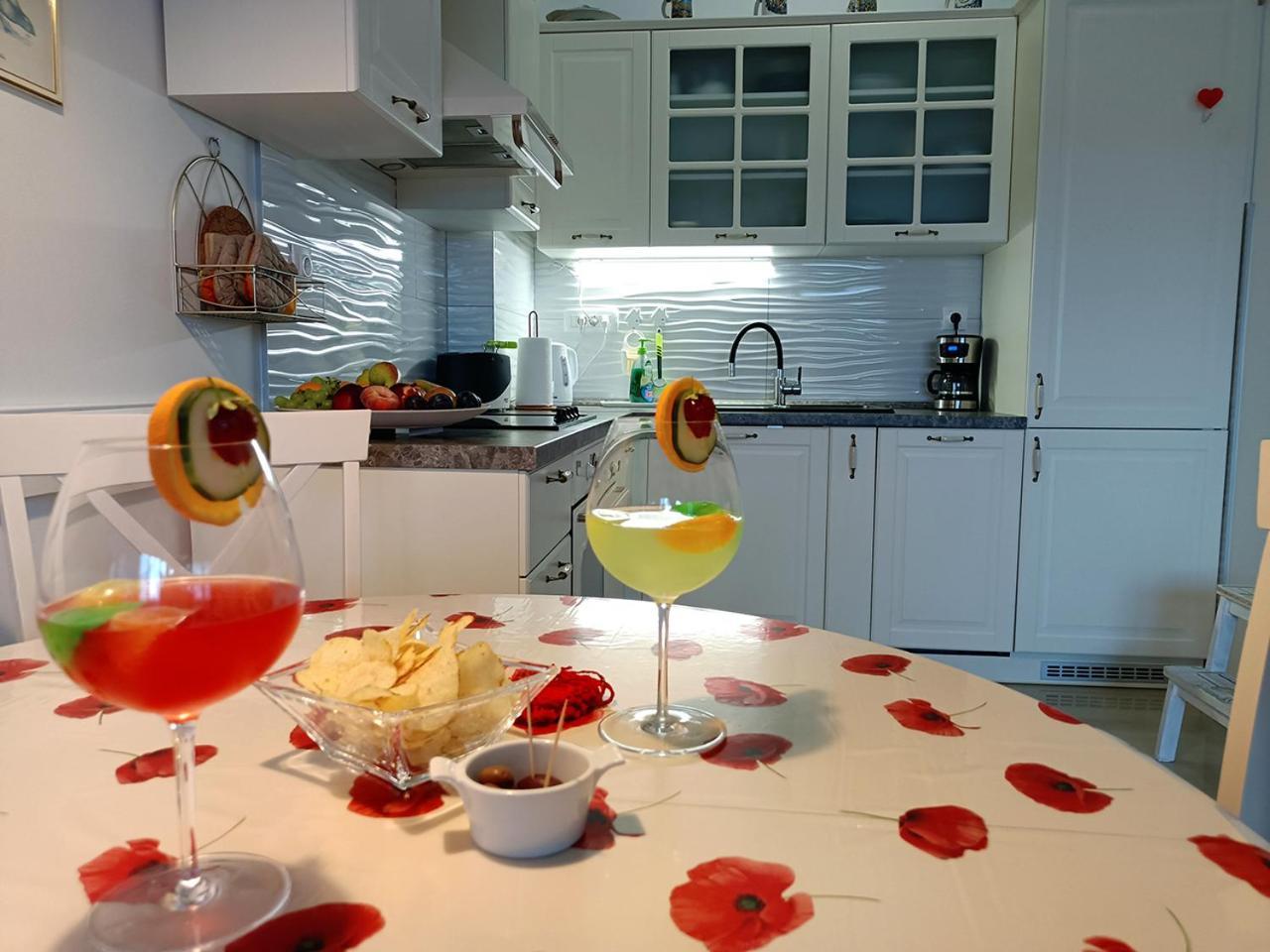 Annamaria Apartman Póla Kültér fotó
